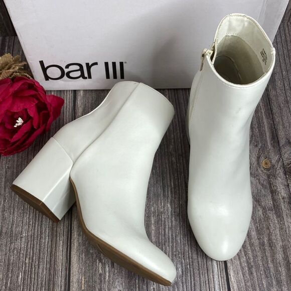 BAR III Gatlin White Block-Heel Booties 5M - Picture 1 of 15